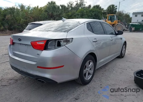 2015 Kia Optima Lx z USA, uszkodzony, nr VIN 5XXGM4A72FG406147